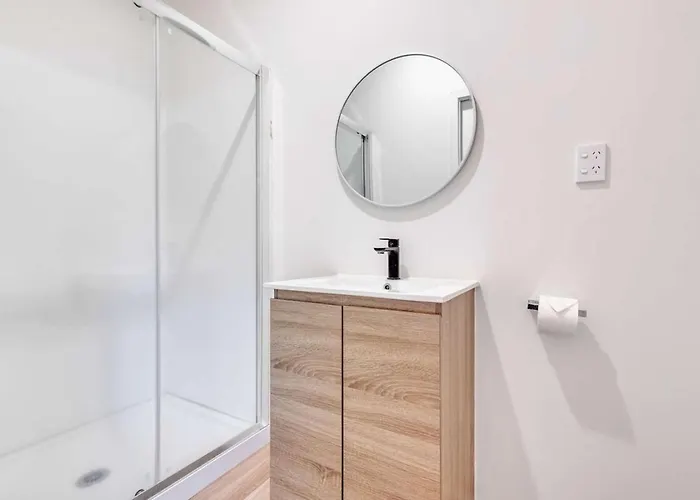 Redwoods - 6br & 6ba - Large Groups - Free Parking 別荘