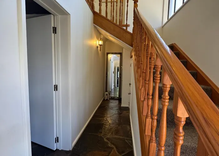 Redwoods - 6br & 6ba - Large Groups - Free Parking 別荘 ロトルア
