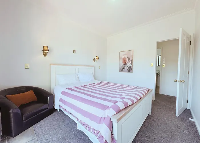 Redwoods - 6br & 6ba - Large Groups - Free Parking * ロトルア